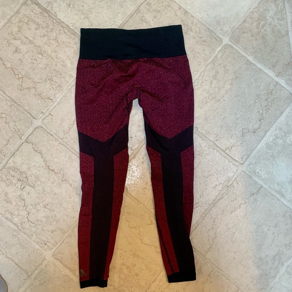 ADIDAS Women’s Leggings Medium - Red and Black - Picture 3 of 4